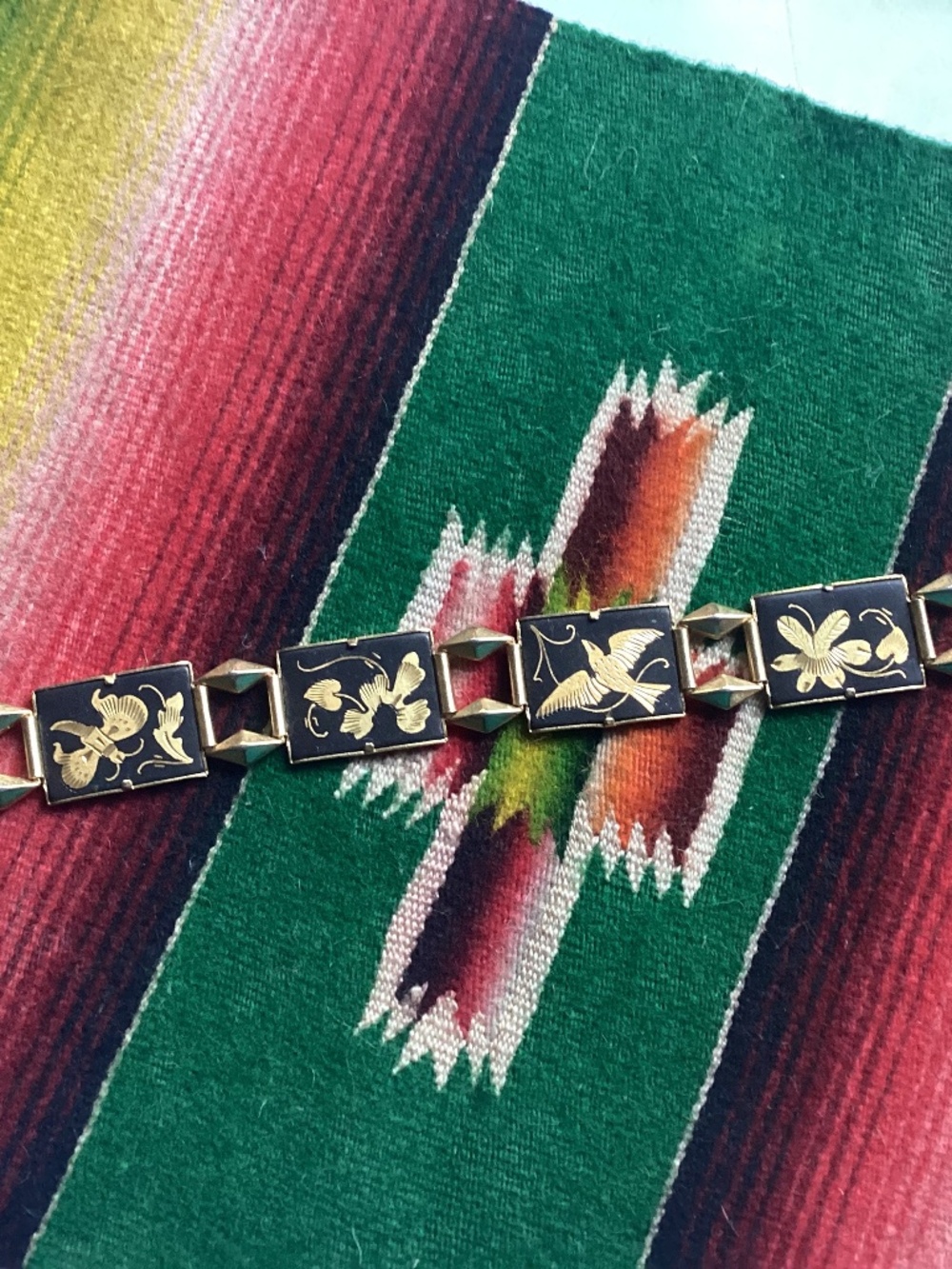 Damascene vintage bracelet in good condition